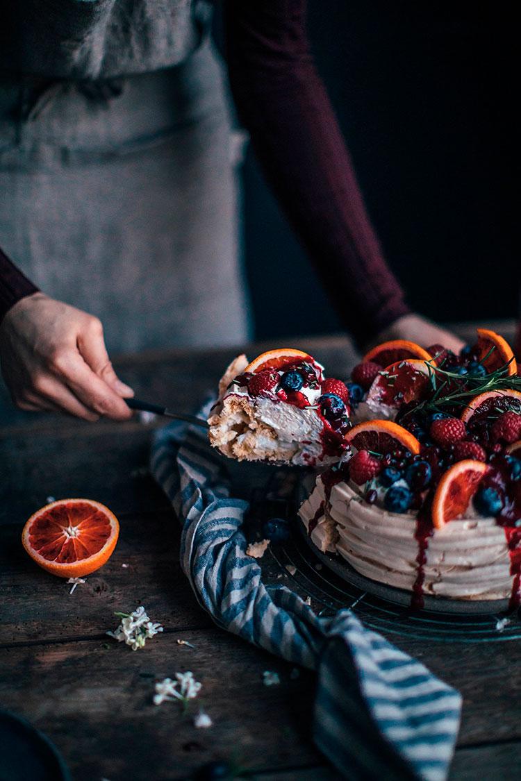 Pavlova-de-naranjas-ourfoodstories-homelifestyle