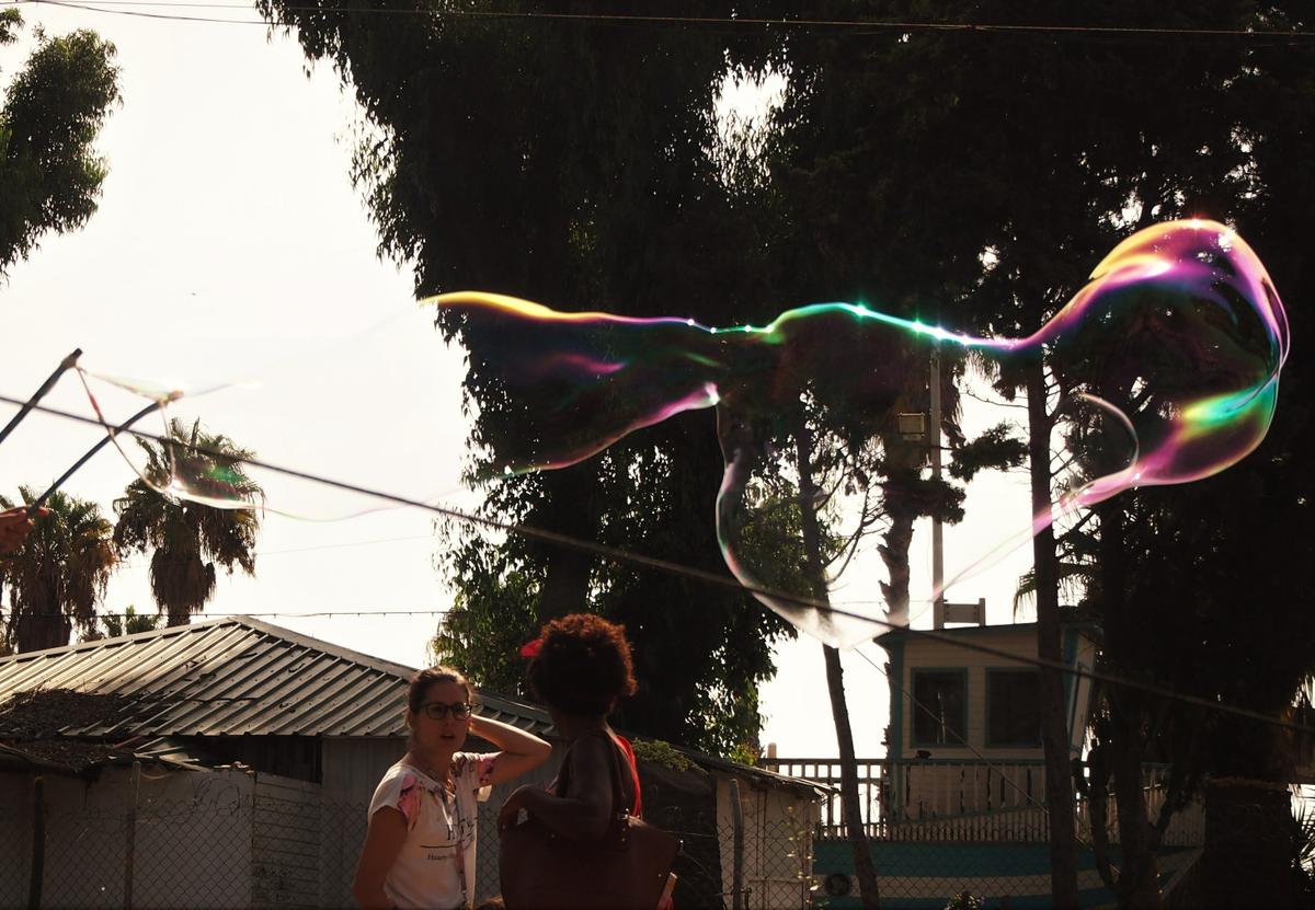 Pompa enorme de jabón