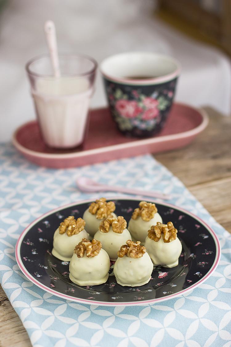 Bolitas energéticas de carrot cake, faciles, sanas y rápidas de hacer