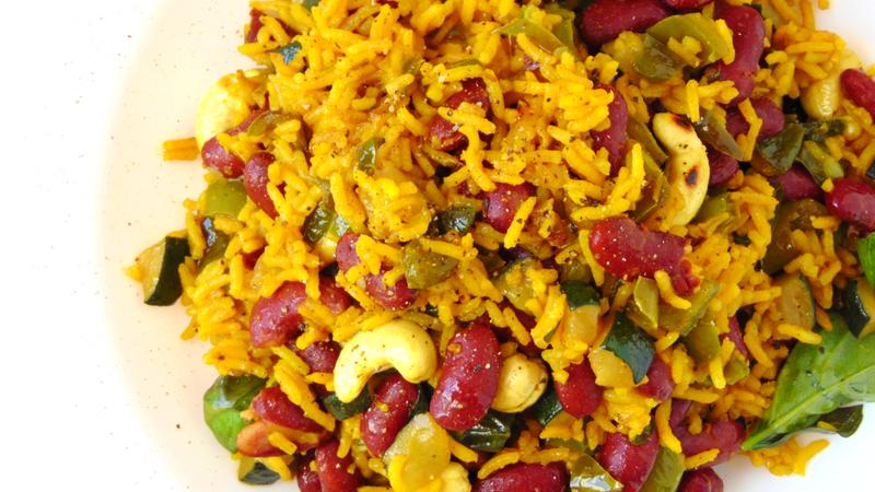 arroz al curry con alubias rojas