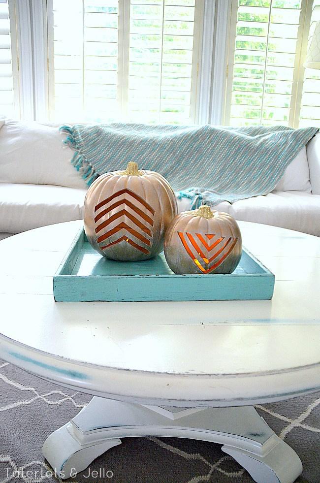 Calabazas de Halloween - calabazas carvadas con estampado chevron