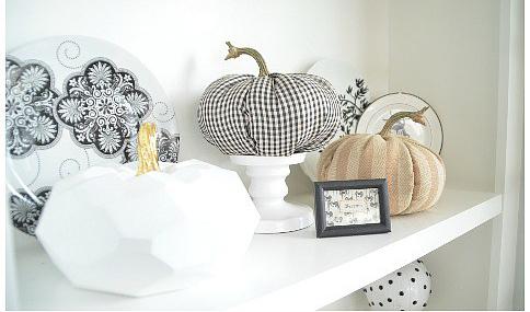 Calabazas de Halloween - calabazas hechas con telas y corchopan