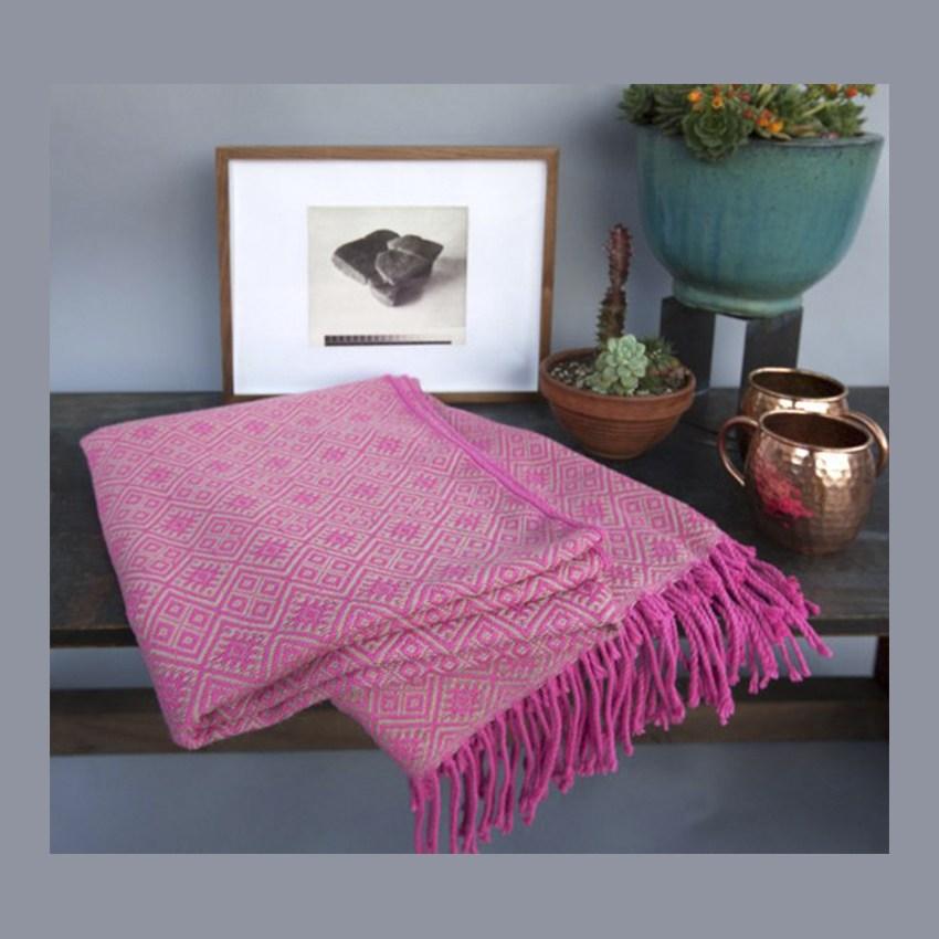 Alpaca textiles ideas for your decoration 000