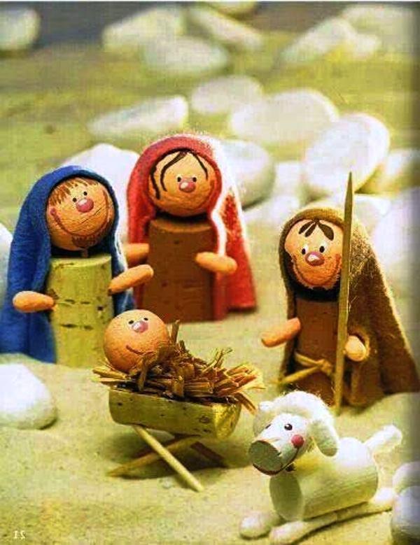 reciclando corchos de vino para pesebre de navidad