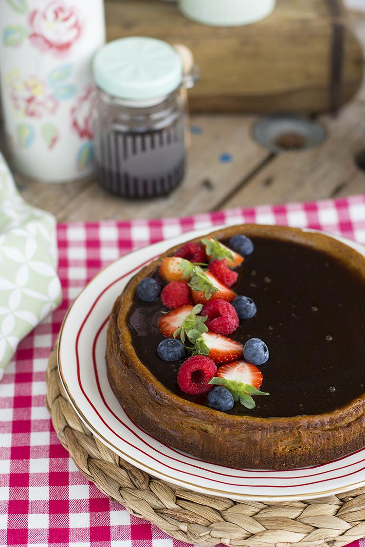 Cheesecake de Caramelo saludable con ingredientes sencillos