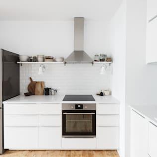 modern Kitchen by Architect Your Home