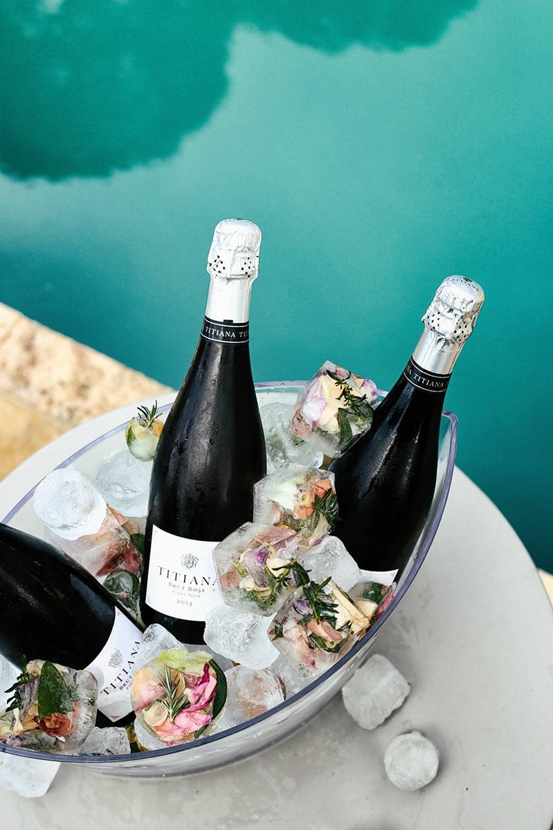 instalación-floral-gran-formato-cava-parxet-MariaAlgaraPhotography-desayuno