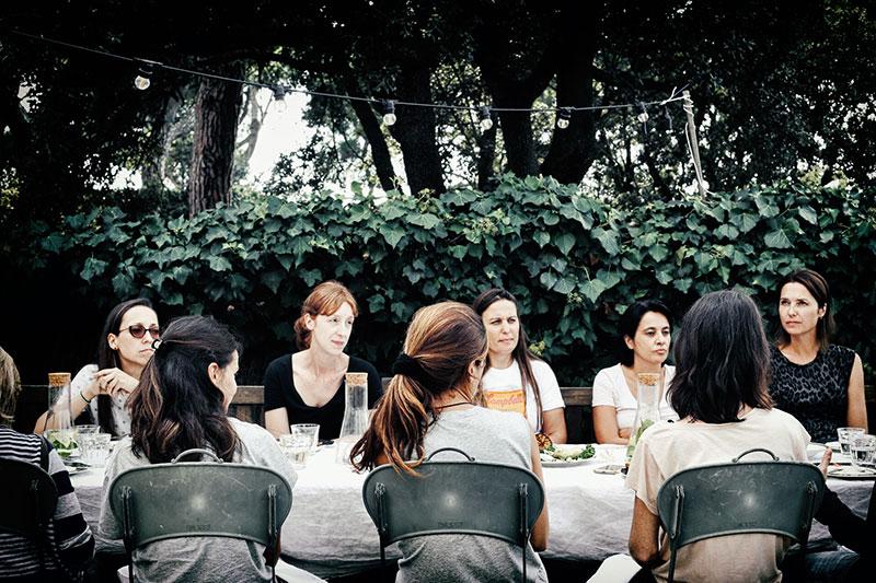 instalación-floral-gran-formato-mesa-MariaAlgaraPhotography-desayuno