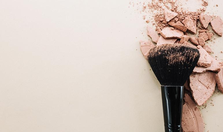 ¿Por qué es importante cuidar las brochas de maquillaje? - Apréndete