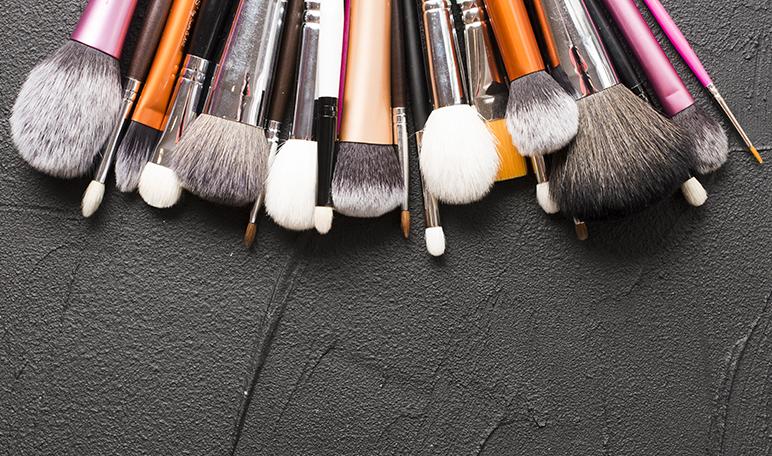 ¿Por qué es importante cuidar las brochas de maquillaje? - Apréndete