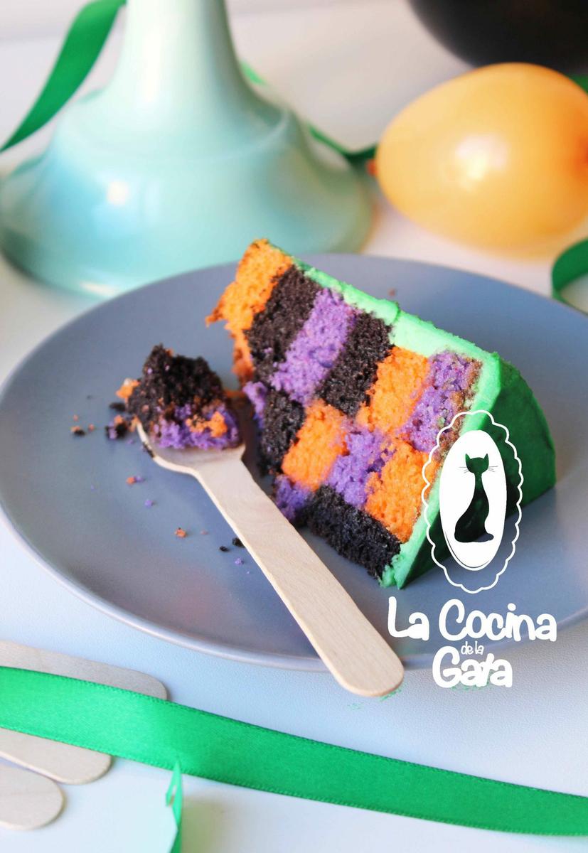 Tierno bizcocho damero Halloween