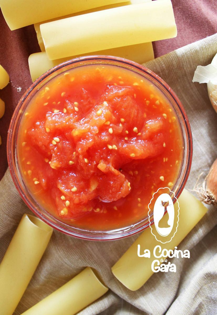 Tomate natural para la salsa