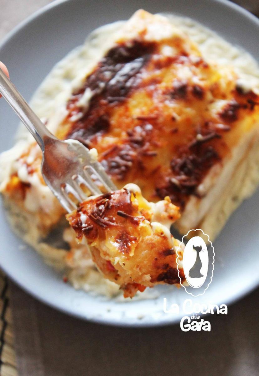 Canelones de pollo recien salidos del horno