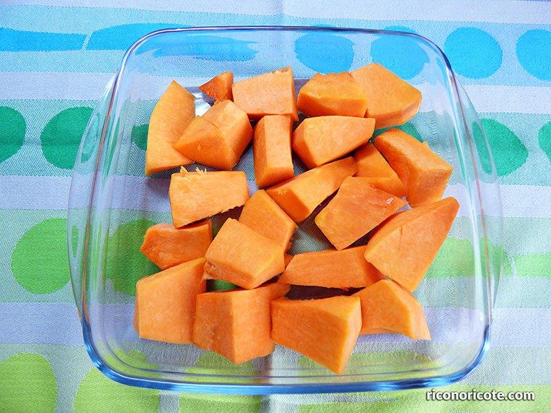 Bizcocho de calabaza relleno de chocolate