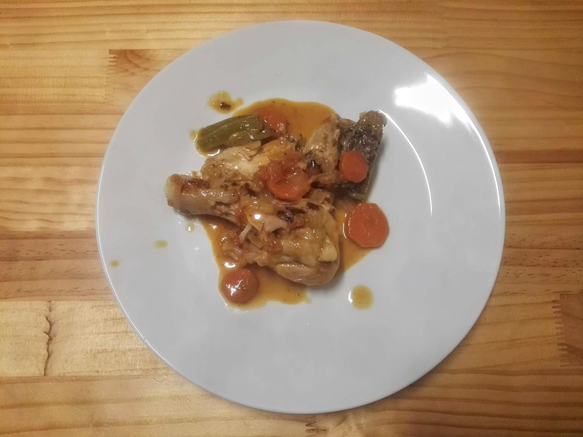 Pollo con tomate