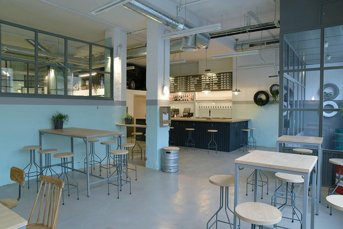 Macetas recicladas en La Modelo, Pamplona