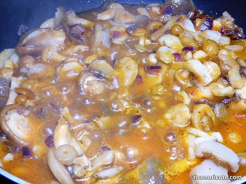 Tagliatelle con salsa Boscaiola