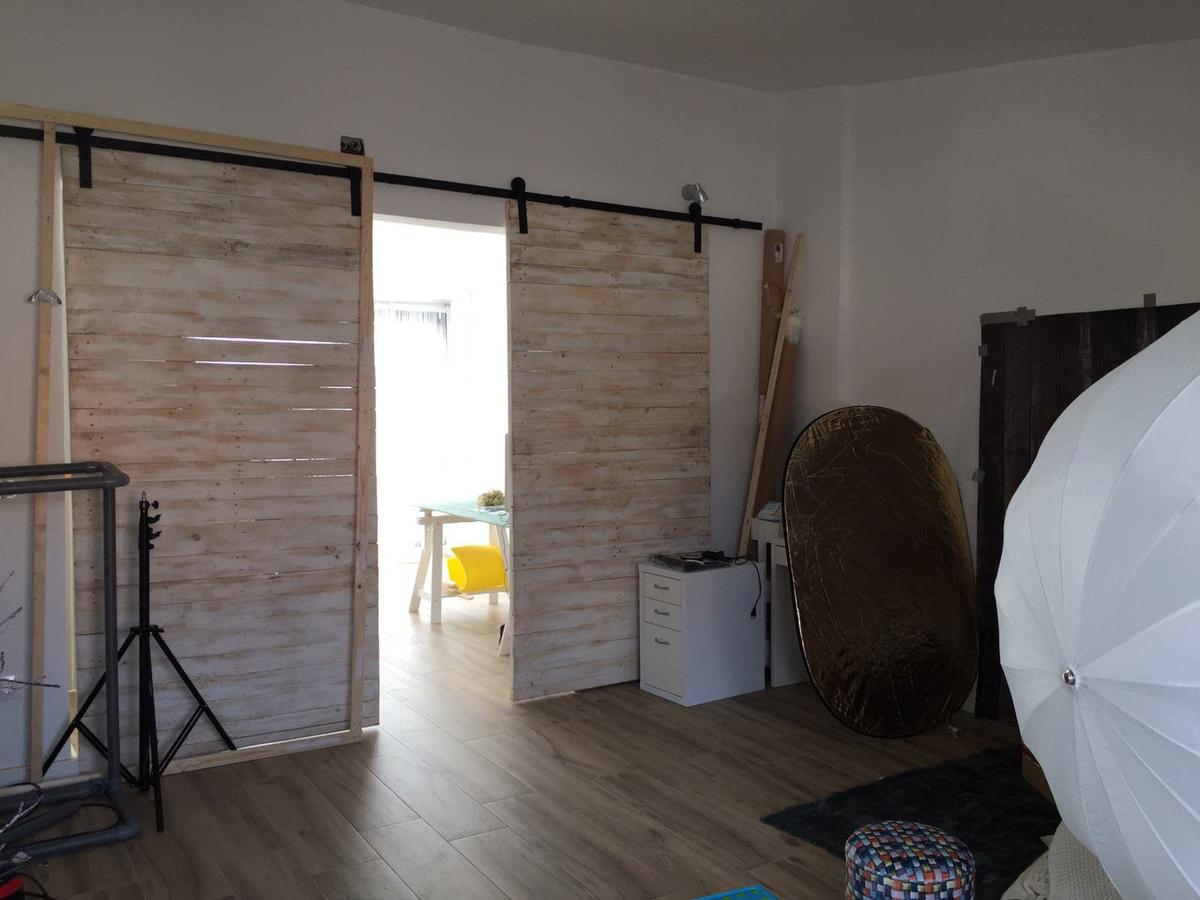 puerta corredera con palets