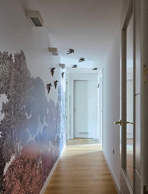 Mural pintado reproduciendo un bosque - de Rebelwalls