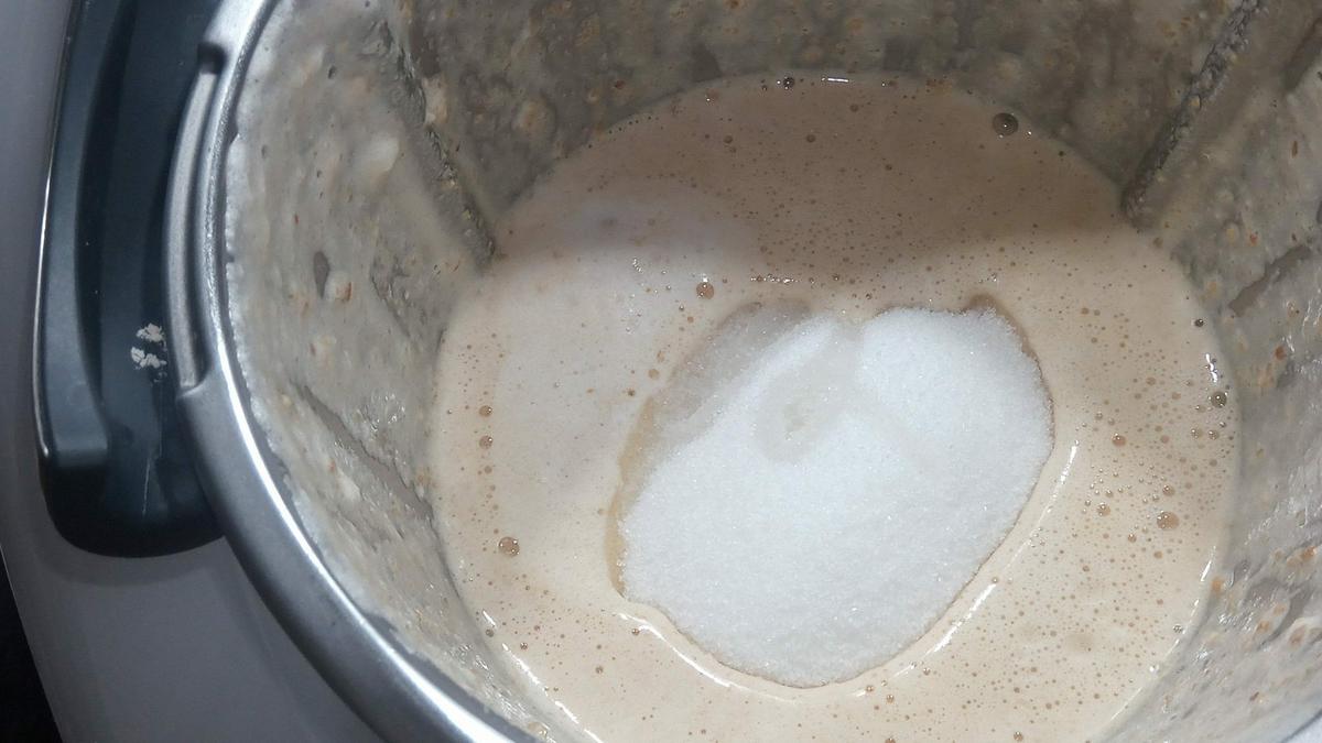 Echar azúcar en el vaso de la Thermomix