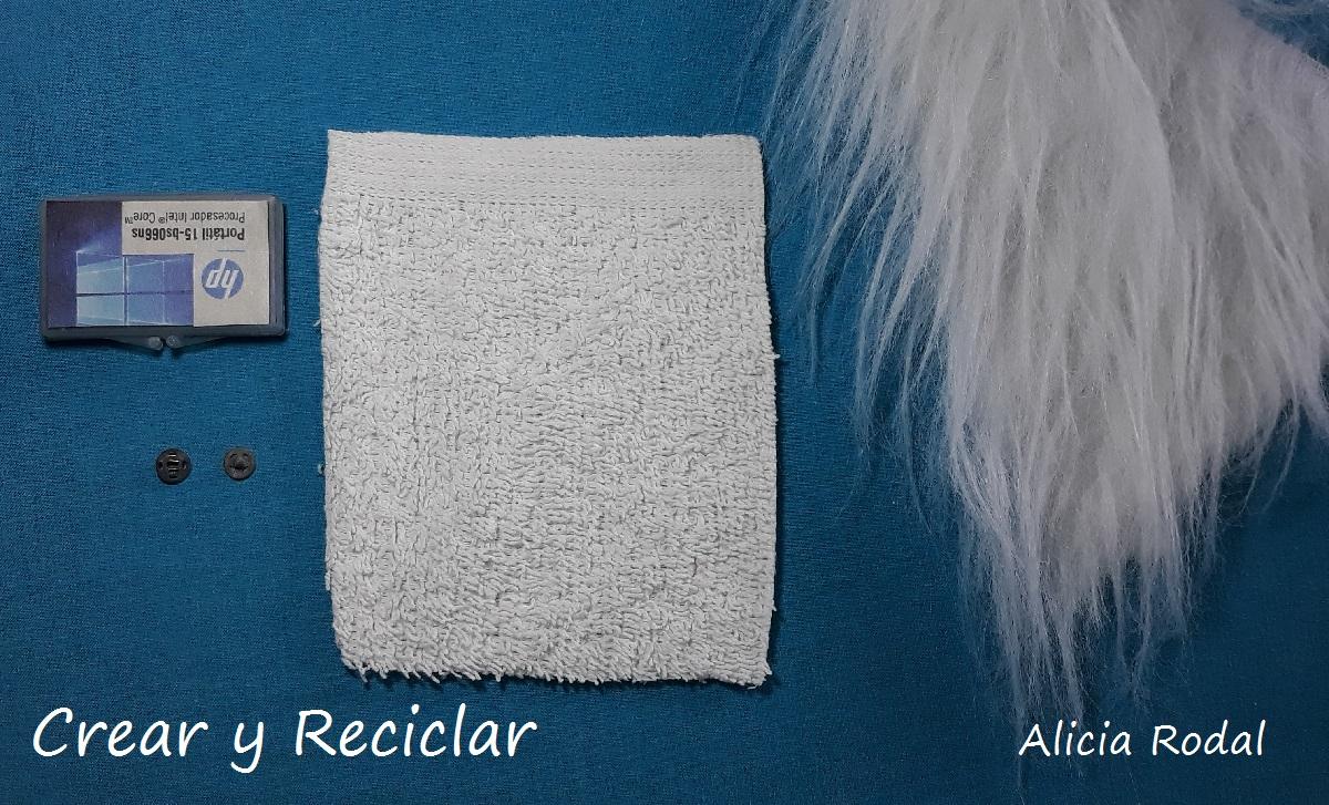 Conjunto ropa de invierno: Botas, chaqueta y funda para portátil o laptop DIY con reciclaje