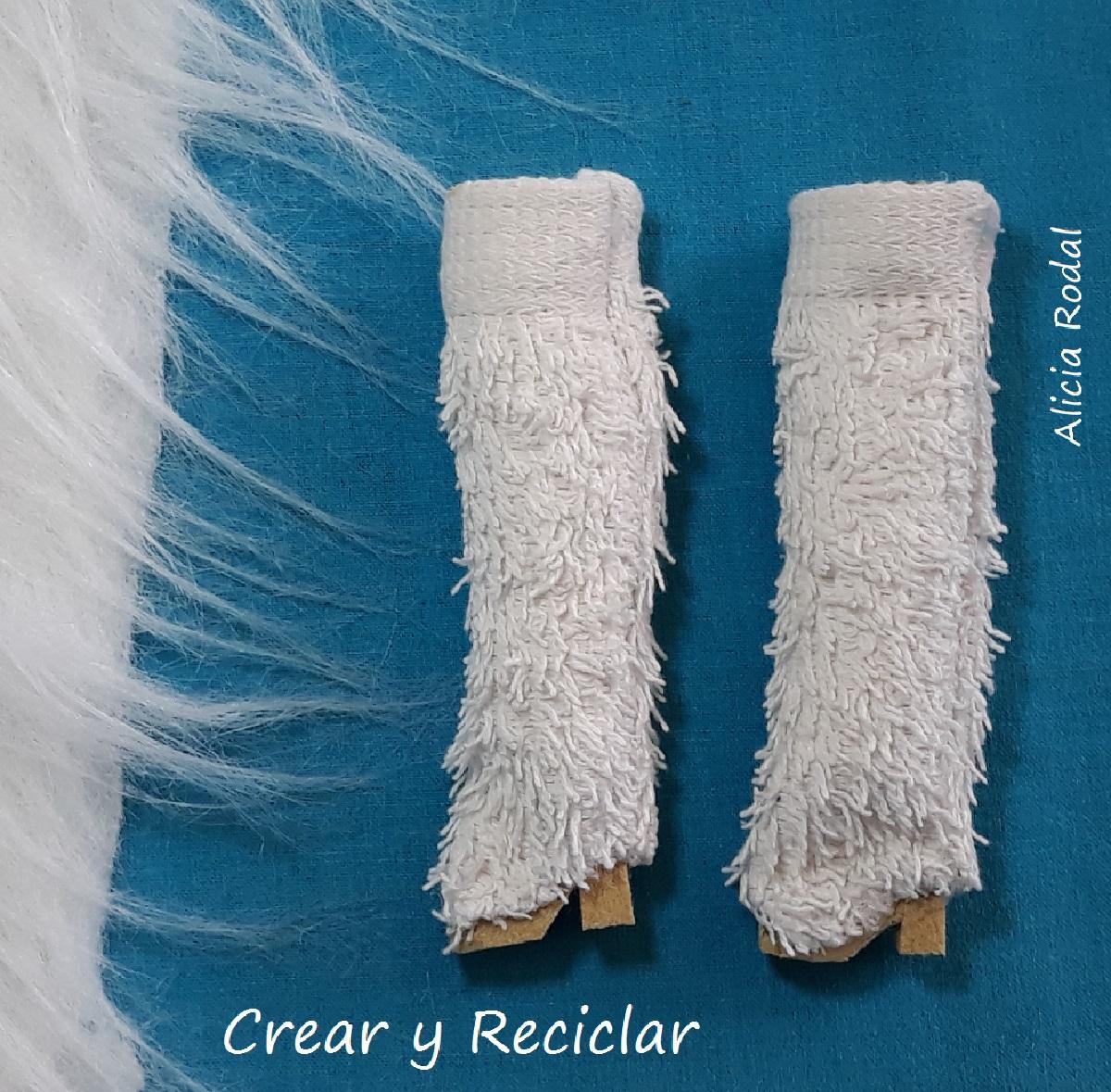 Conjunto ropa de invierno: Botas, chaqueta y funda para portátil o laptop DIY con reciclaje