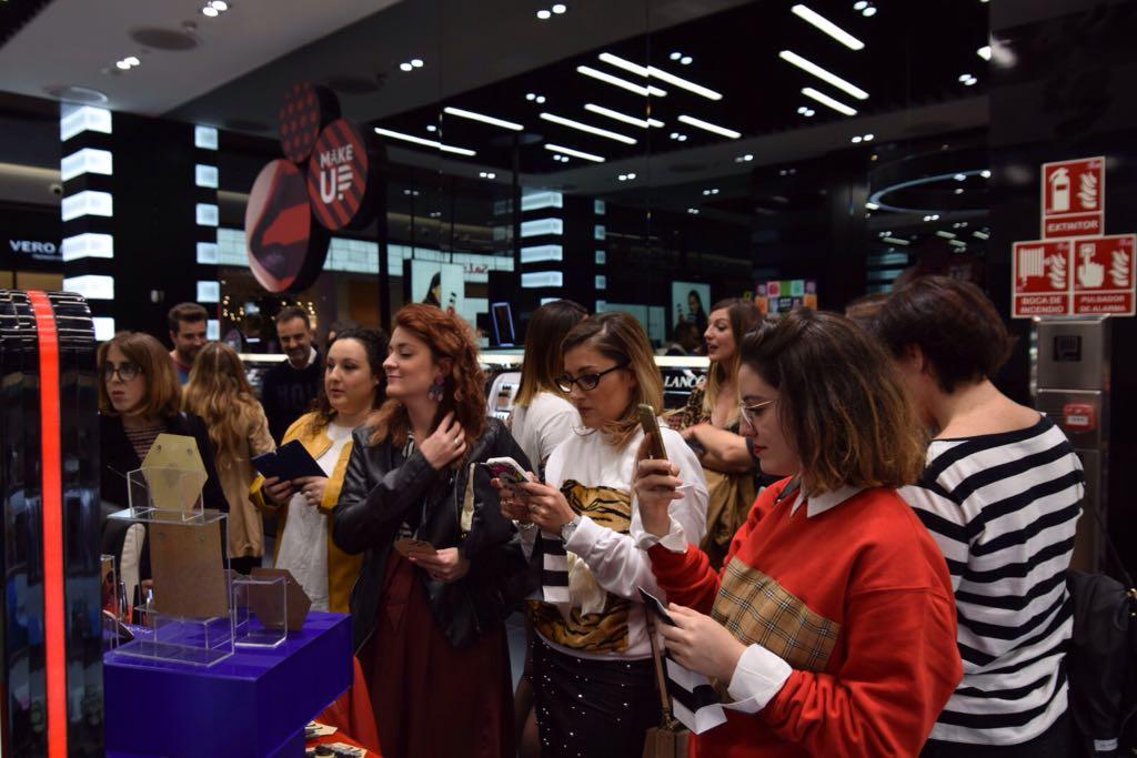 Ursula Padima presenta su nueva coleccion de pendientes en Sephora Granada