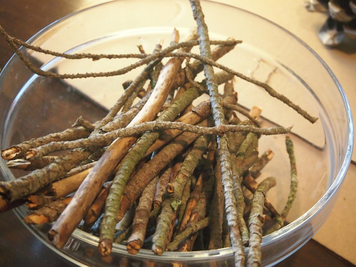 Palitos de tronco para nuestro árbol