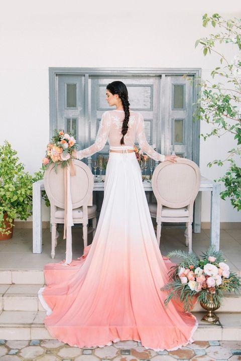 vestido de novia living coral pantone 2019