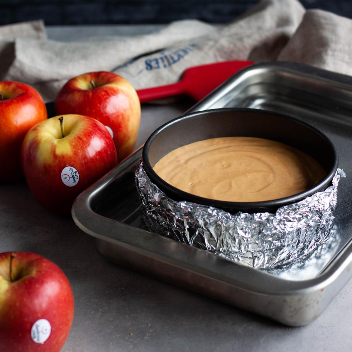 cheesecake de dulce de leche con manzana caramelizada
