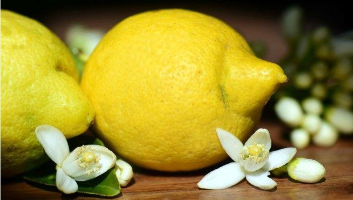 limpiar olla de aluminio con vinagre y limón