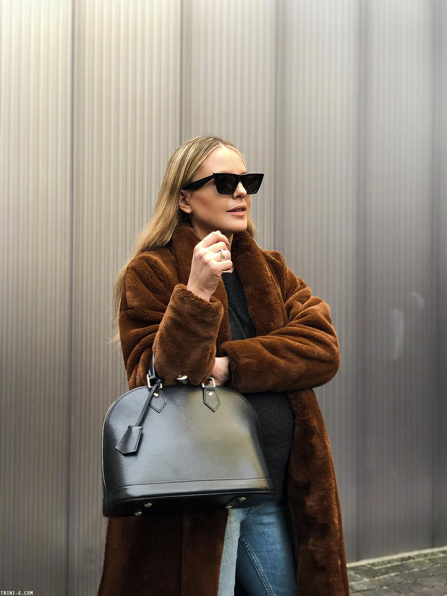 Trini | Toteme coat Stella McCartney boots