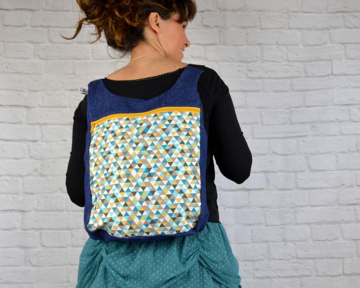 mochila triangulos multicolor hecha a mano uve original handmade, mochila mujer (1)