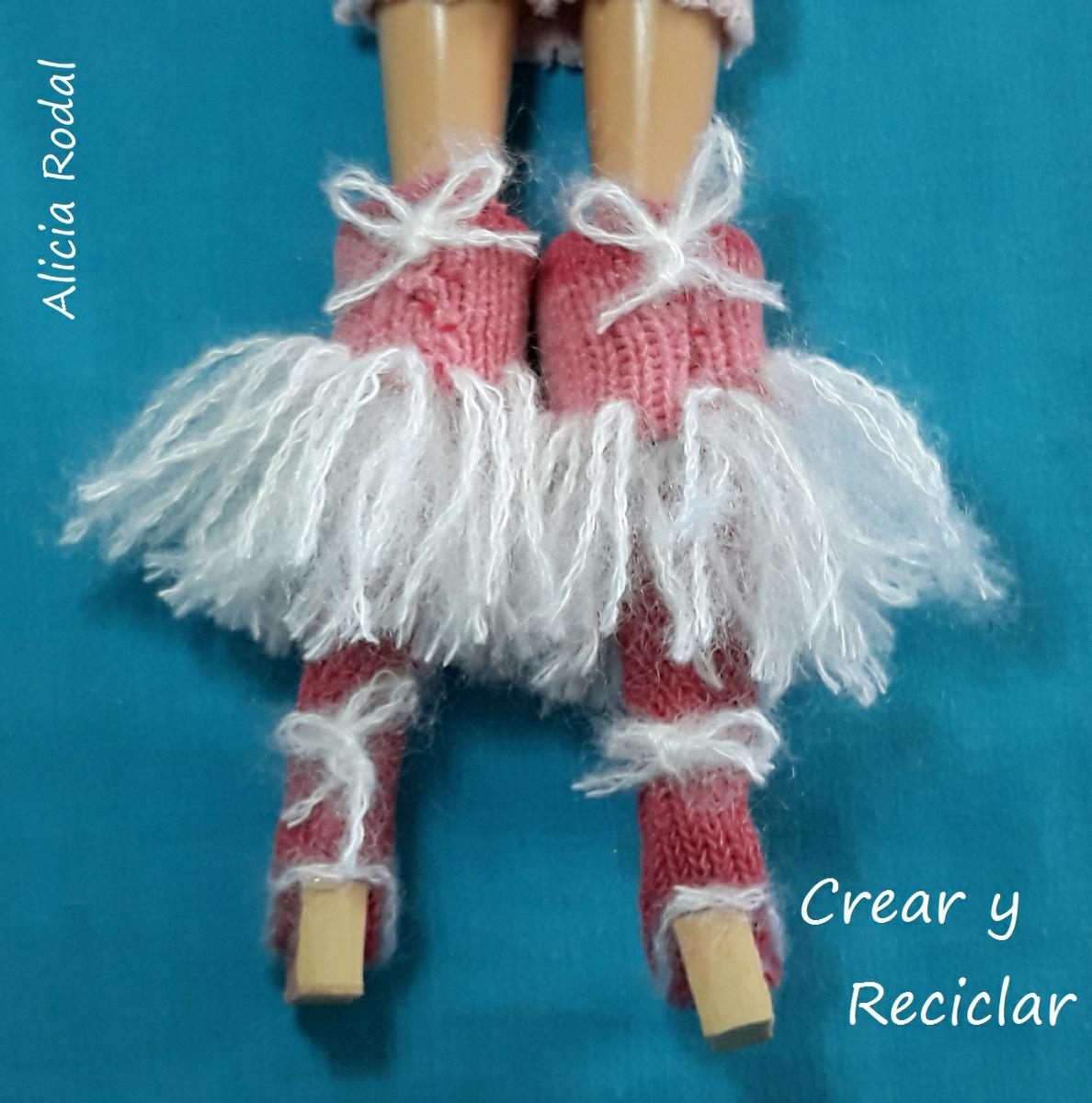 Conjunto ropa de invierno rosa: Botas, chaleco, gorro y guantes DIY con reciclaje