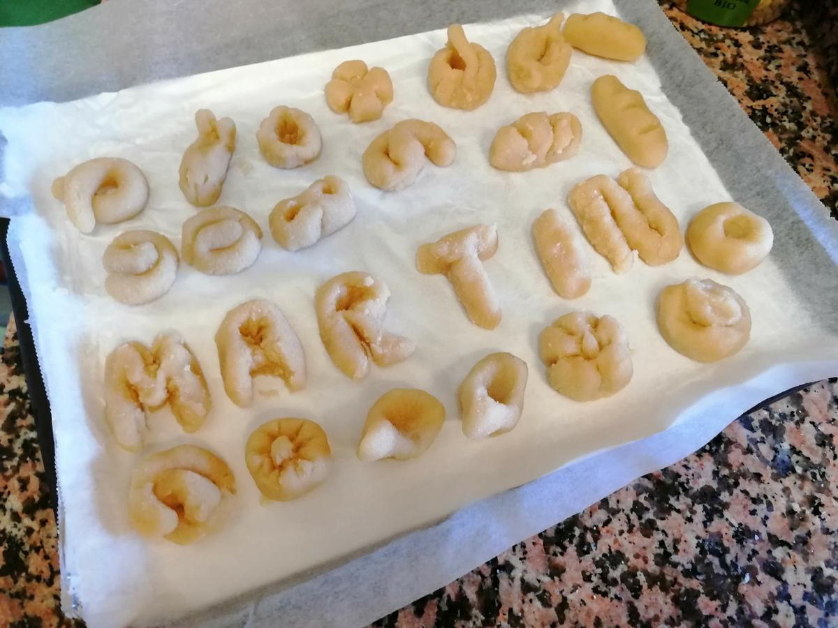 figuritas de mazapán y empiñonados (5)