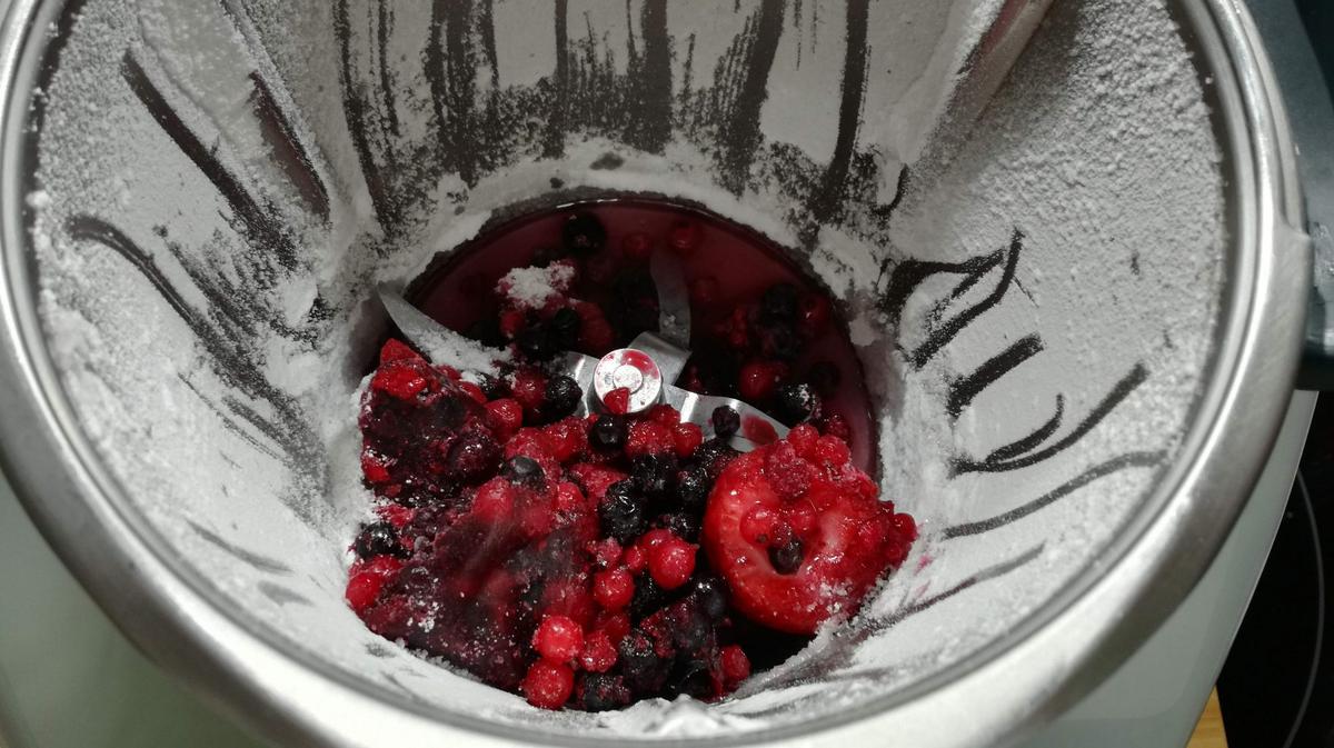 Hacer frutos rojos en la Thermomix.