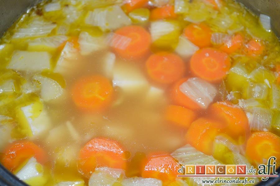 Crema de hinojo, comprobar la cocción de los ingredientes