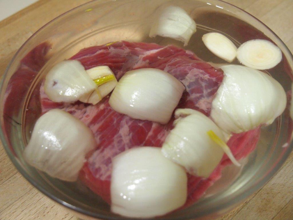 ternera en salmuera para pastrami