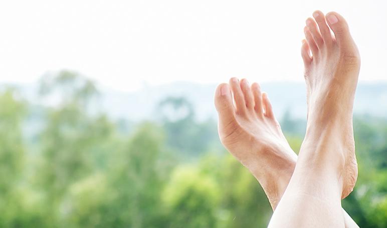Remedios para el sudor de pies - Trucos de belleza caseros