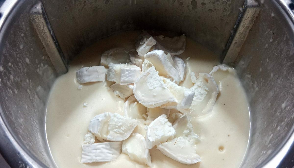 Queso de cabra para hacer las croquetas.