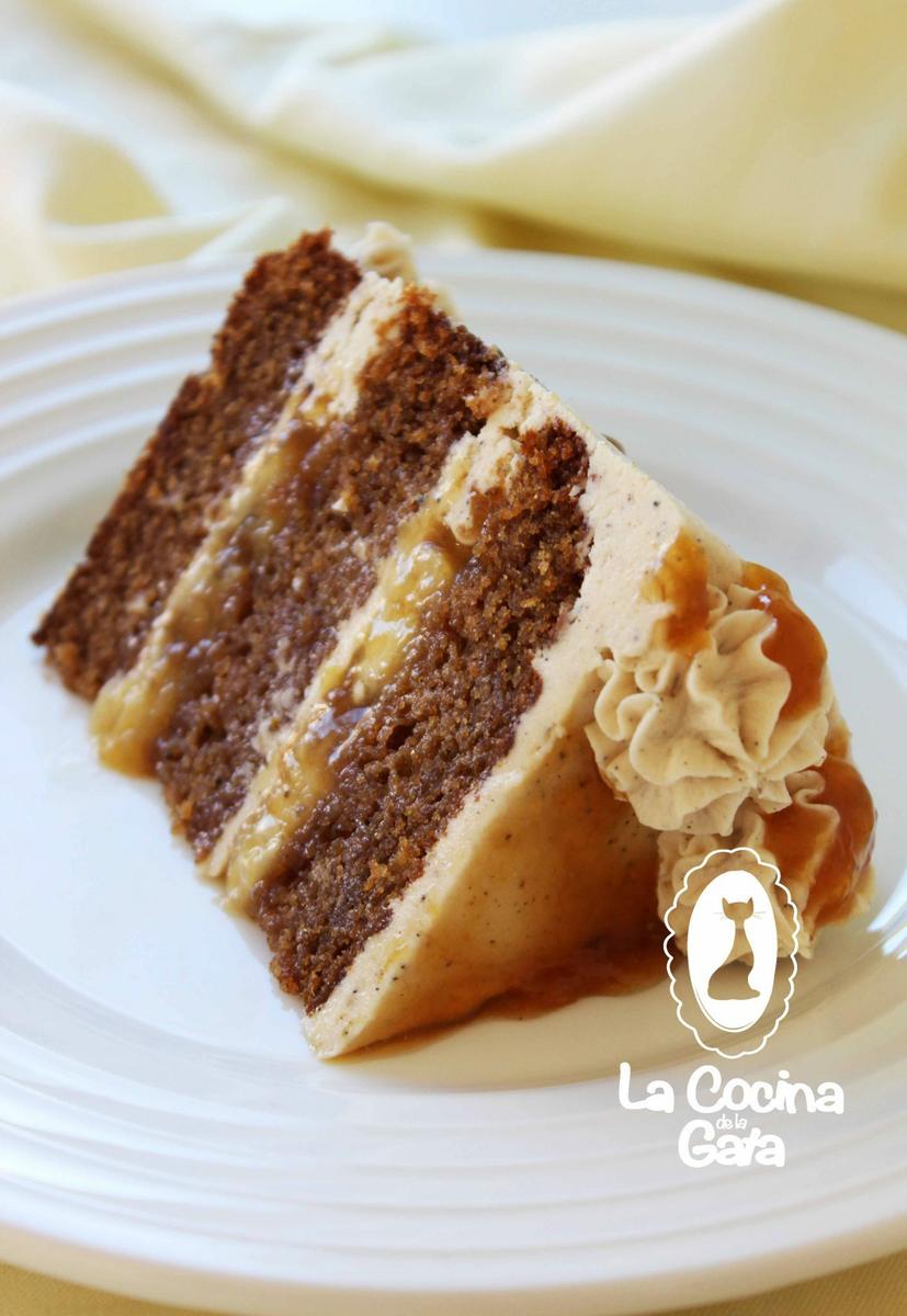 Tierno y cremoso biscocho especiado