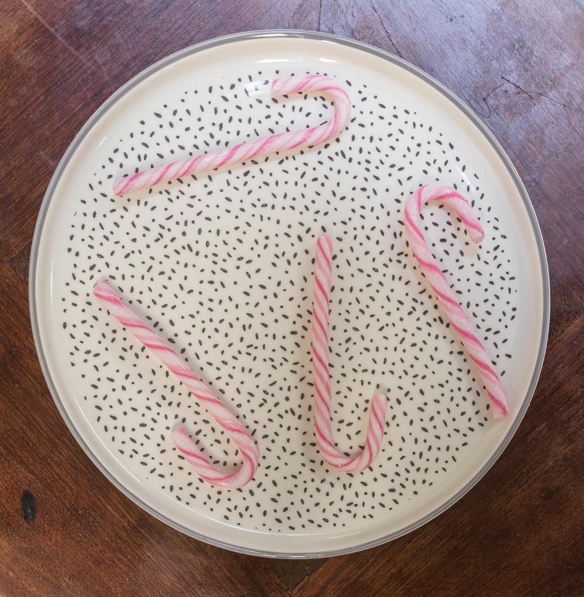 Decoración navideña con dulces