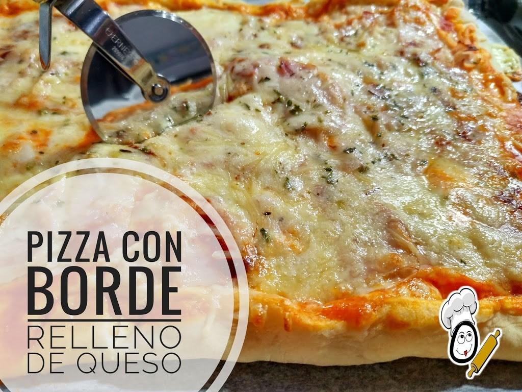 piza de con borde relleno de queso