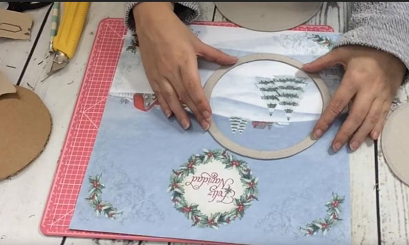 Cómo hacer un árbol de Navidad para decoración