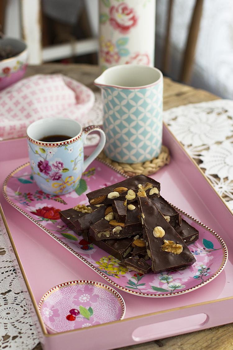 Tableta de Chocolate con Cacahuete y Frutos Secos receta fácil