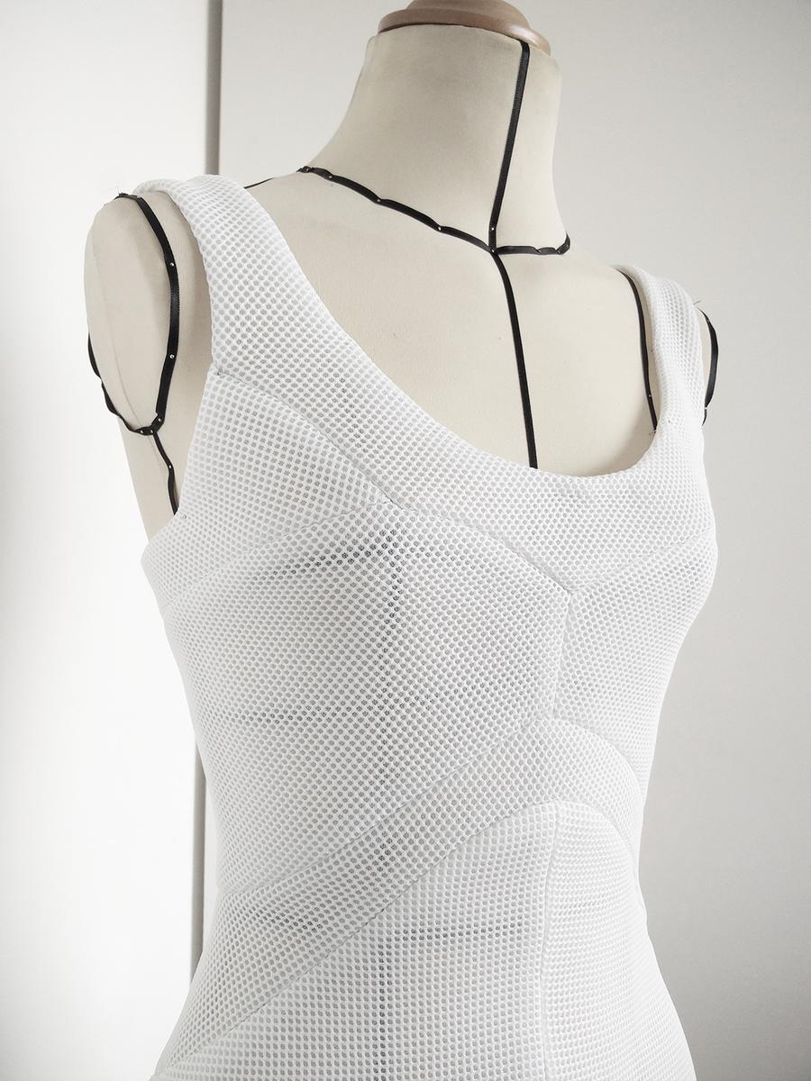 Vestido_futurista_eliminar_pinzas_patron_2