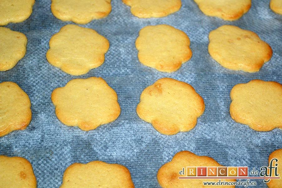 Galletas de turrón, dorar hasta que doren los bordes de las galletas