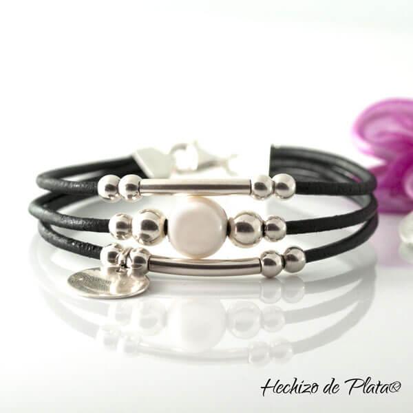 Pulsera de cuero y plata fina y personalizable