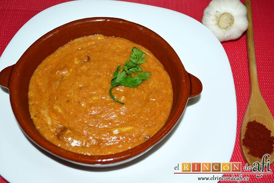 Sopa de ajo humilde, sugerencia de presentación