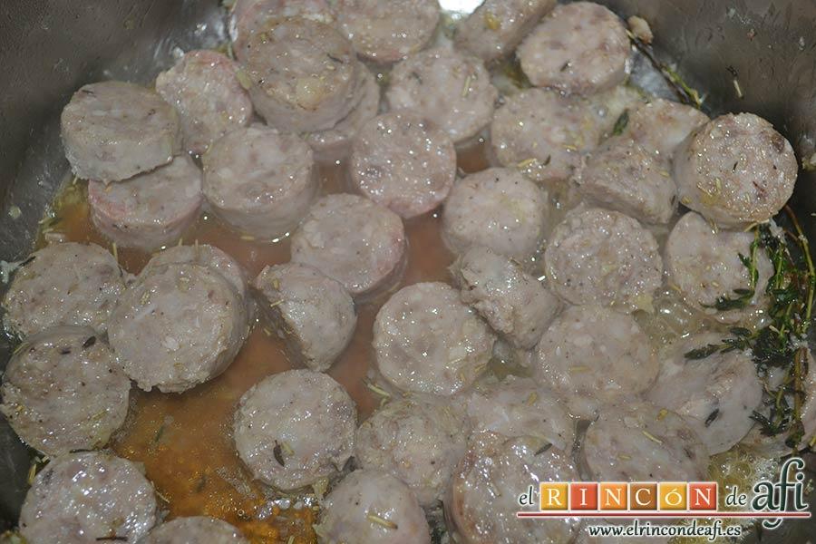 Butifarra espacarrada, agregamos el vino